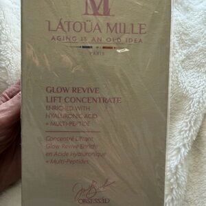 Latoua Mille Revive Lift Concentrate - Cream & Pink Packaging
